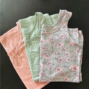 3 Duluth No Yank Tanks — Pink, Mint & Floral Gray
